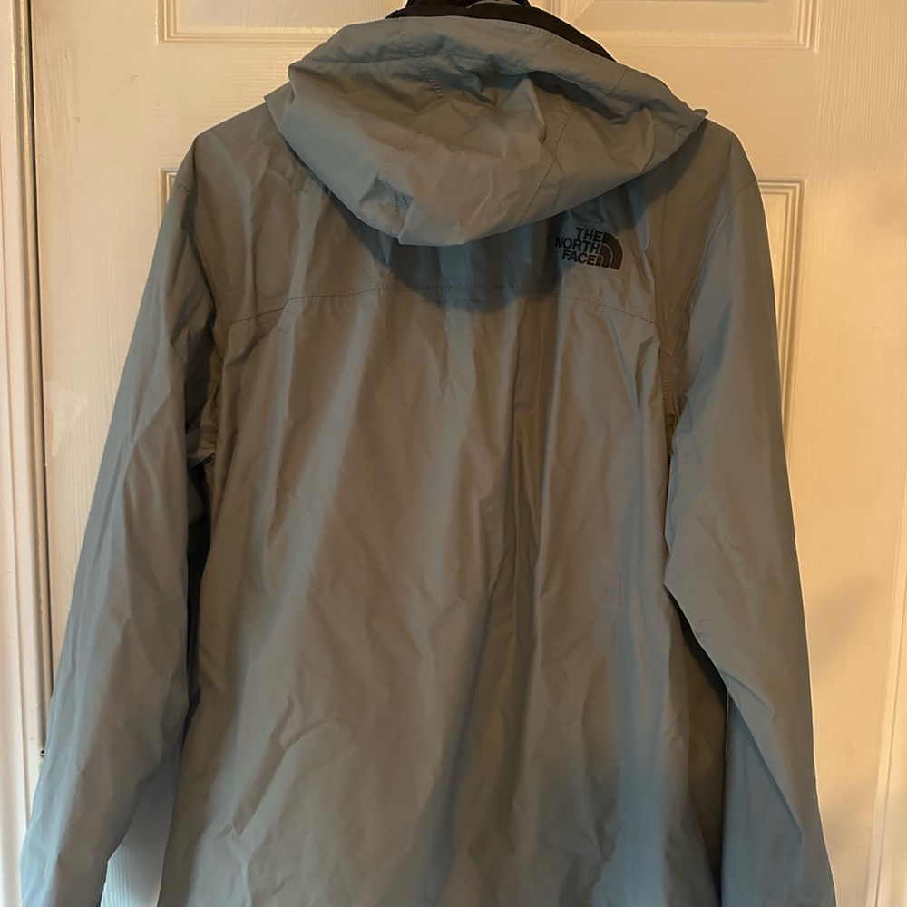 The North Face Men's Gray Jacket - Picture 2 of 3